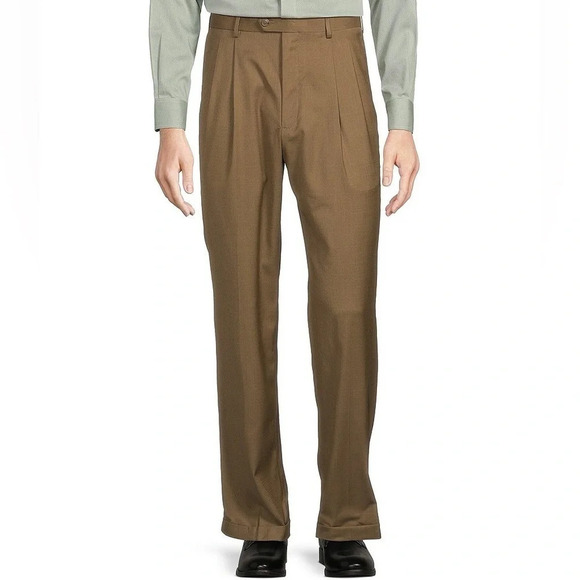 NWT Roundtree & Yorke Sz 48 Ultimate Comfort Classic Fit Non-iron Pleated Pant - Picture 1 of 10